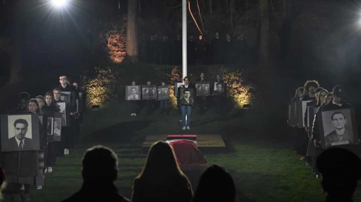 Hommage à Manouchian